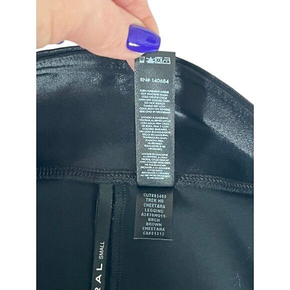 Koral Trek High Rise Cheetara Print Black Leggings Women's Size Small - Picture 6 of 10